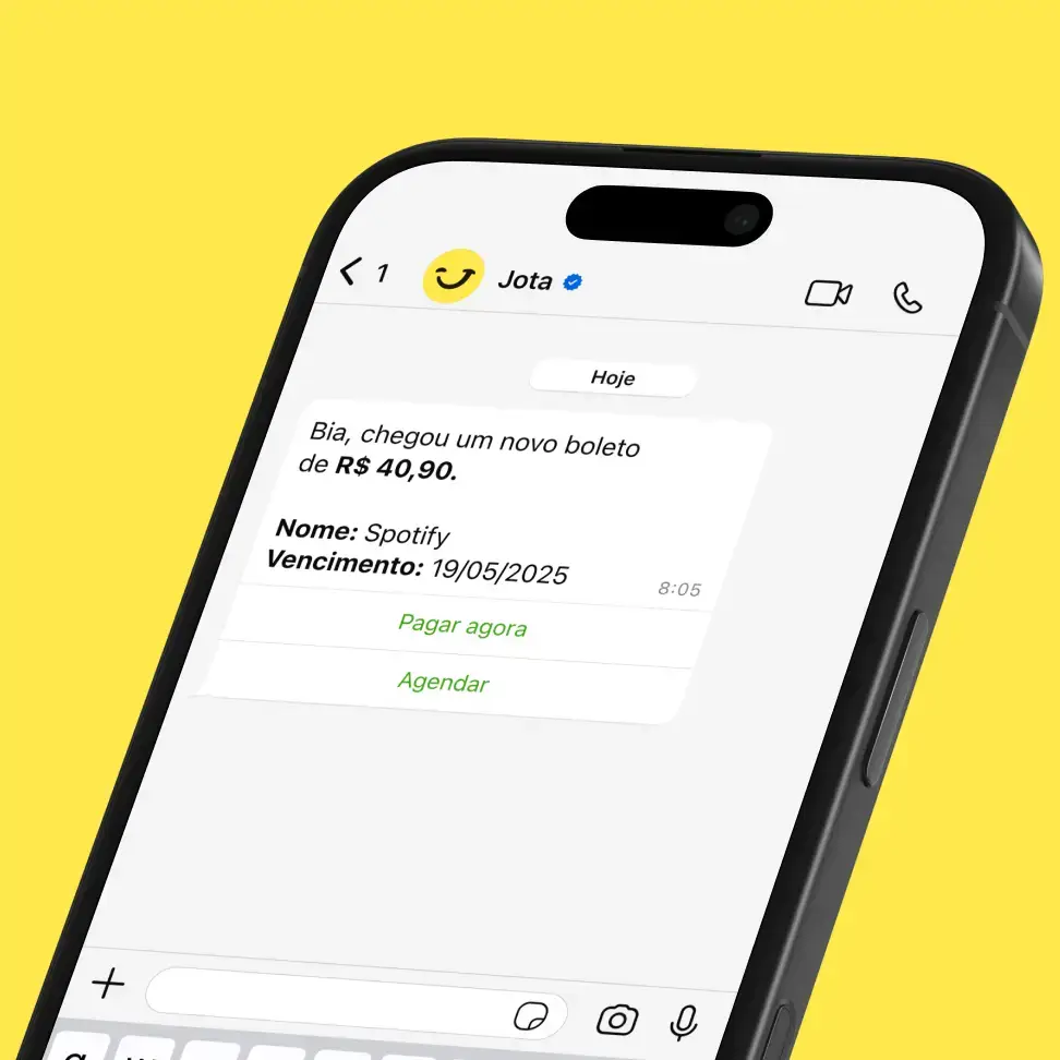 Celular com interface do WhatsApp exibindo uma mensagem do Jota notificando sobre um novo boleto com valor e vencimento. Fundo amarelo vibrante.