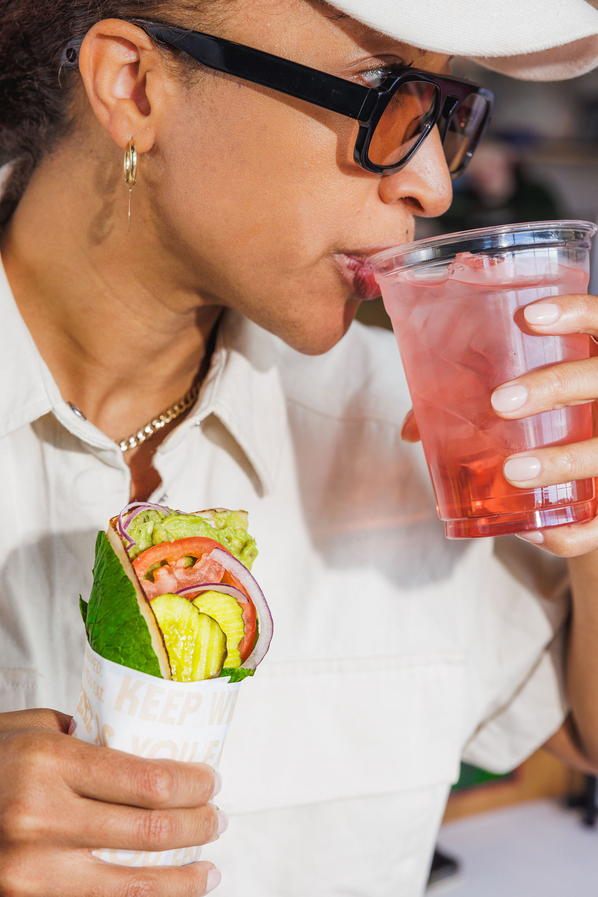 Breadless offers both healthy food and drink options