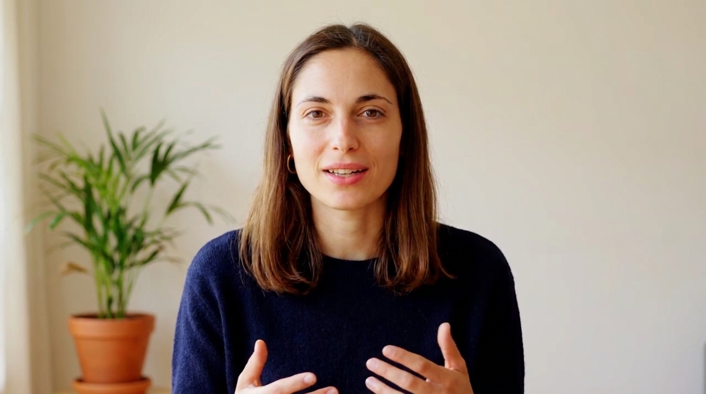 Outset AI Customer Research Review: Features vs Listen Labs